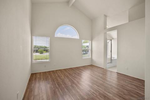 4946 Wildwood Dr, Oceanside, CA 92057 photo 19