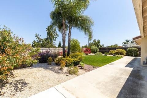 4454 San Joaquin St, Oceanside, CA 92057 photo 5