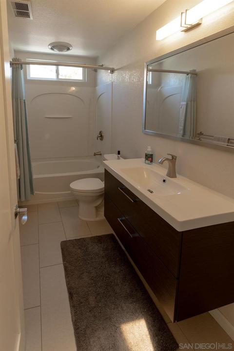 4454 San Joaquin St, Oceanside, CA 92057 photo 6