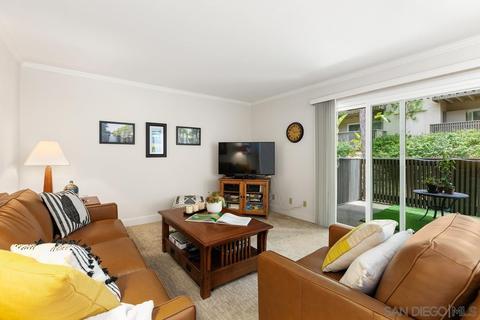 8528 Via Mallorca #E, La Jolla, CA 92037 photo 3