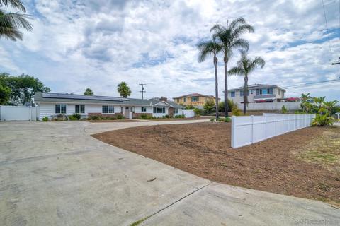 1451 Ridge Rd, Vista, CA 92081 photo 2
