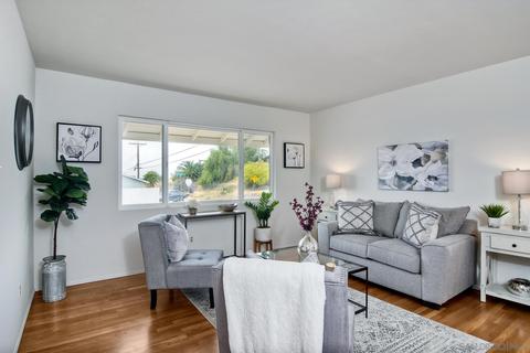 6902 Daventry St, Lemon Grove, CA 91945 photo 2