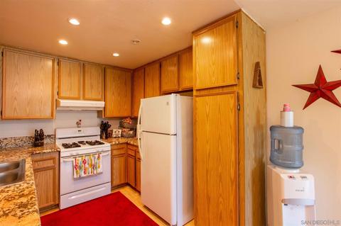 10384 Alphonse St UNIT e6, Santee, CA 92071 photo 9