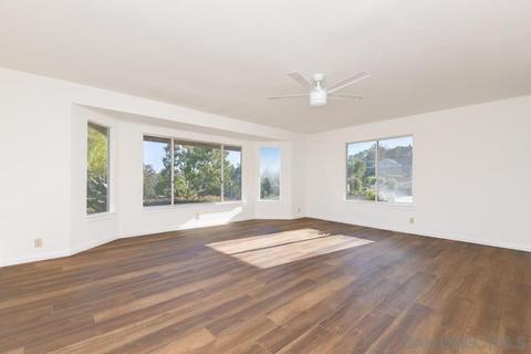 1152 Range Vw, Vista, CA 92084 photo 4