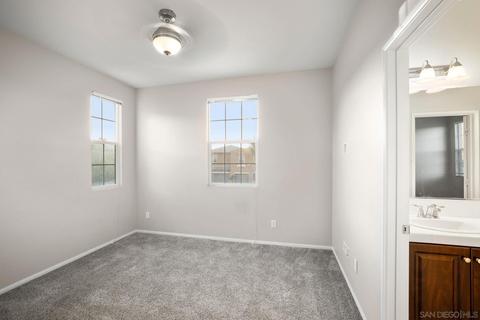 1068 Breakaway Dr, Oceanside, CA 92057 photo 26