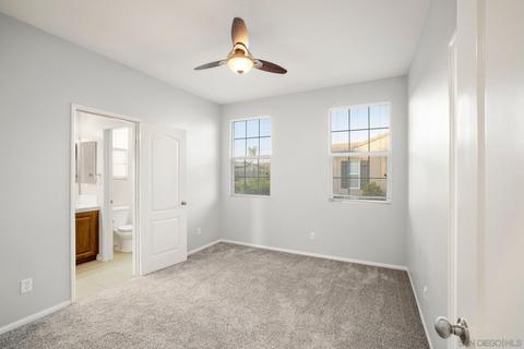 1068 Breakaway Dr, Oceanside, CA 92057 photo 25