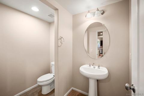 1068 Breakaway Dr, Oceanside, CA 92057 photo 29