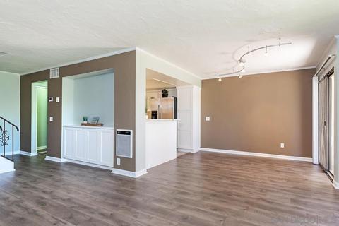 705 Copper Dr, Vista, CA 92083 photo 7
