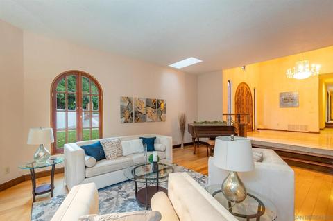 4717 Resmar Rd, La Mesa, CA 91941 photo 3