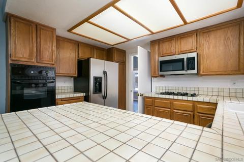 11622 Avenida Marcella, El Cajon, CA 92019 photo 6
