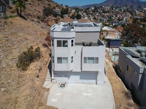 1437 San Miguel Ave, Spring Valley, CA 91977 photo 2