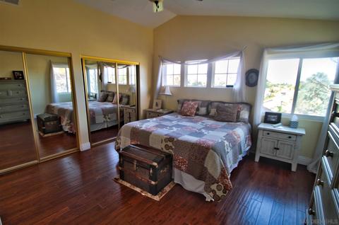 1675 Avenida Guillermo, Oceanside, CA 92056 photo 9