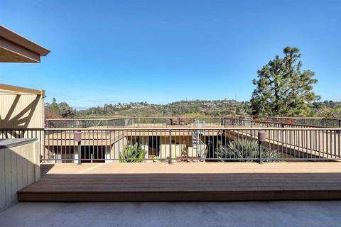 1635 El Paso Real, La Jolla, CA 92037 photo 3