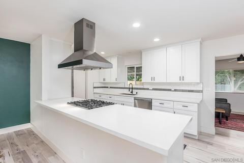 839 Monticello Dr, Escondido, CA 92029 photo 9