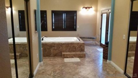 2225 R Carrillo Ct, Calexico, CA 92231 photo 13