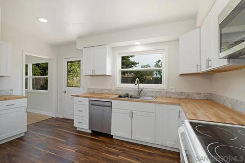 8043 Darryl, Lemon Grove, CA 91945 photo 3