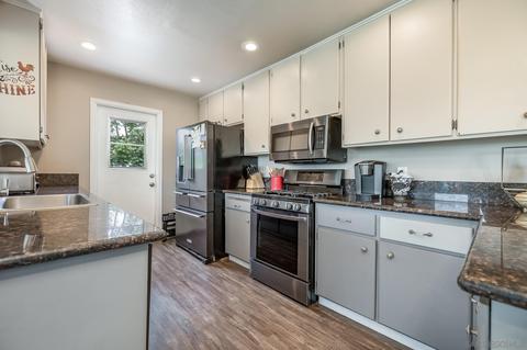 10910 Serena Ln, Lakeside, CA 92040 photo 15