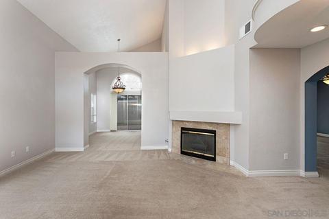 1579 Mallorca Dr, Vista, CA 92081 photo 9