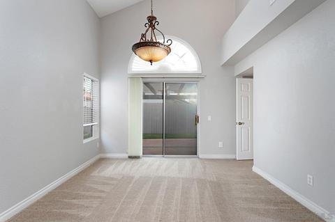 1579 Mallorca Dr, Vista, CA 92081 photo 15