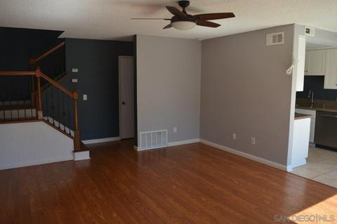 858 Cypress Point Way, Oceanside, CA 92058 photo 3