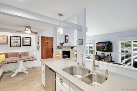 13696 Ruette Le Parc #E, Del Mar, CA 92014 photo 10