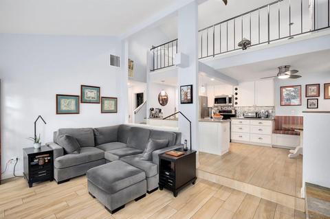 13696 Ruette Le Parc #E, Del Mar, CA 92014 photo 2