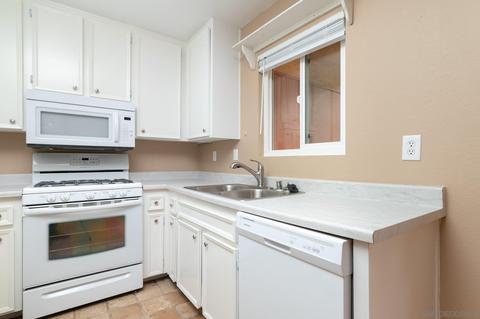 501 Calle Montecito #1, Oceanside, CA 92057 photo 4