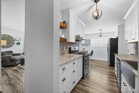 10026 Pebble Bch, Santee, CA 92071 photo 5