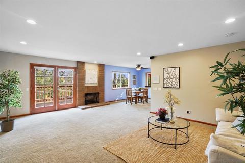 1031 Alta Vista Dr, Vista, CA 92084 photo 2