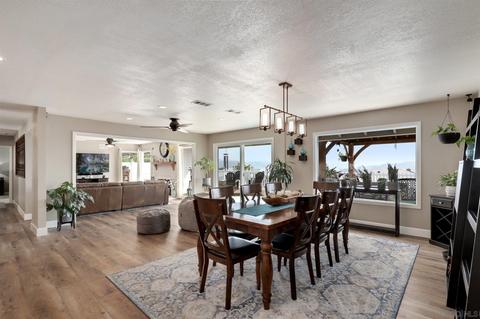 1725 Swallow Dr, El Cajon, CA 92020 photo 11
