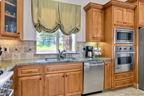2225 Tyler Way, Ramona, CA 92065 photo 12