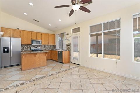 3373 Avocado Vista Ln, Fallbrook, CA 92028 photo 11