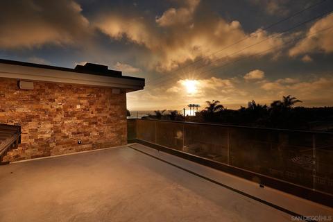 195 Cherry Ave, Carlsbad, CA 92008 photo 9