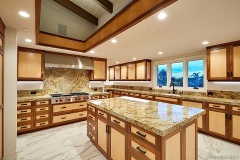 195 Cherry Ave, Carlsbad, CA 92008 photo 15