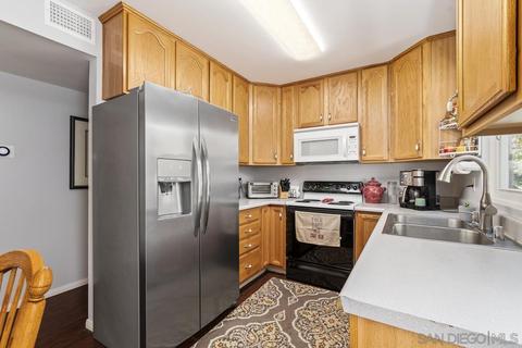9644 Seth Ln, Santee, CA 92071 photo 6