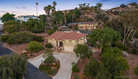 2425 Crestview Estates Pl, Escondido, CA 92027 photo 2