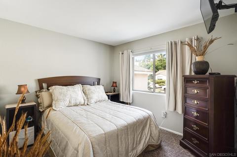 8420 Snow White Dr, El Cajon, CA 92021 photo 10