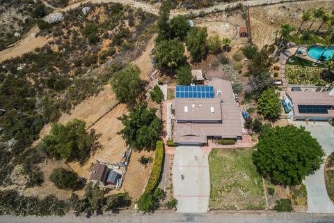 23718 Vista Ramona Rd, Ramona, CA 92065 photo 2
