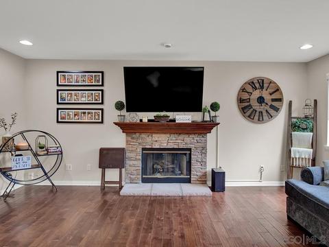 364 Spring Canyon Way, Oceanside, CA 92057 photo 11