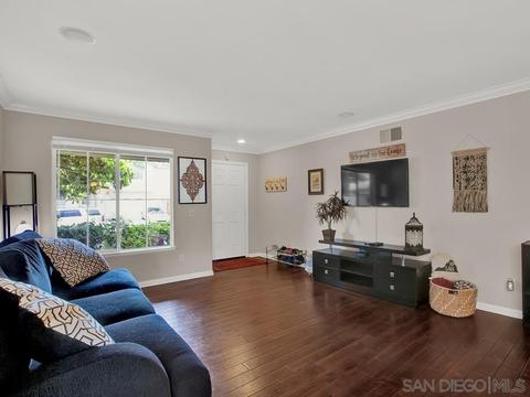 364 Spring Canyon Way, Oceanside, CA 92057 photo 4