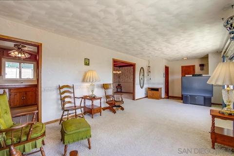 640 Cameo Dr, Escondido, CA 92026 photo 13