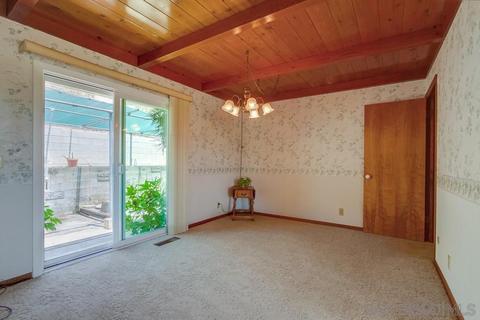 640 Cameo Dr, Escondido, CA 92026 photo 16