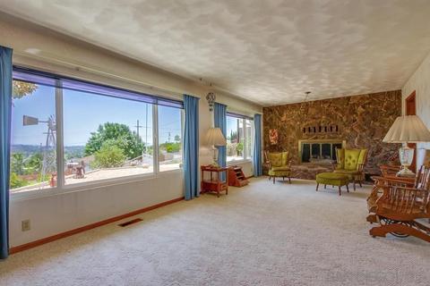 640 Cameo Dr, Escondido, CA 92026 photo 9