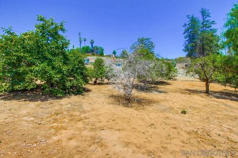 640 Cameo Dr, Escondido, CA 92026 photo 56