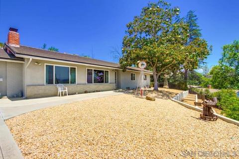 640 Cameo Dr, Escondido, CA 92026 photo 6