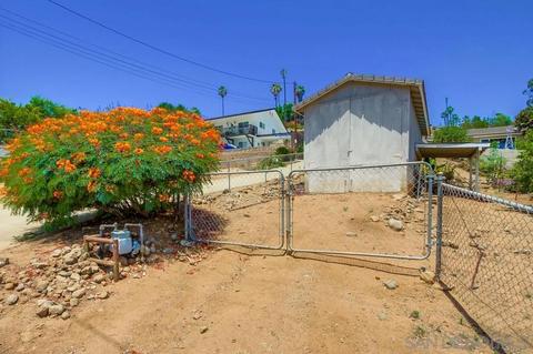 640 Cameo Dr, Escondido, CA 92026 photo 53
