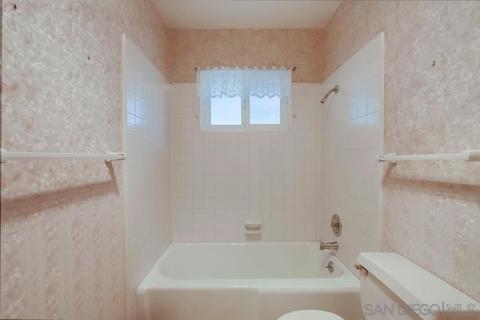 640 Cameo Dr, Escondido, CA 92026 photo 40