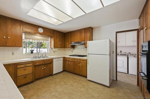 657 Orpheus Ave, Encinitas, CA 92024 photo 11