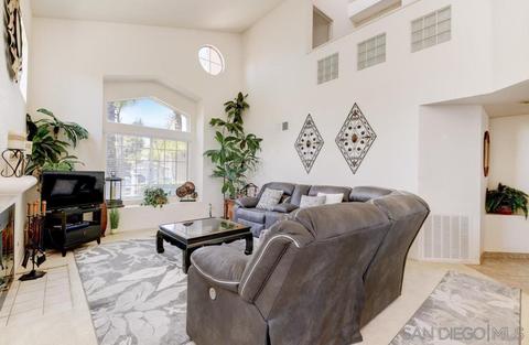 1429 Corte Rapallo, Escondido, CA 92026 photo 3
