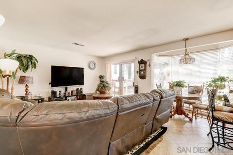 1429 Corte Rapallo, Escondido, CA 92026 photo 10